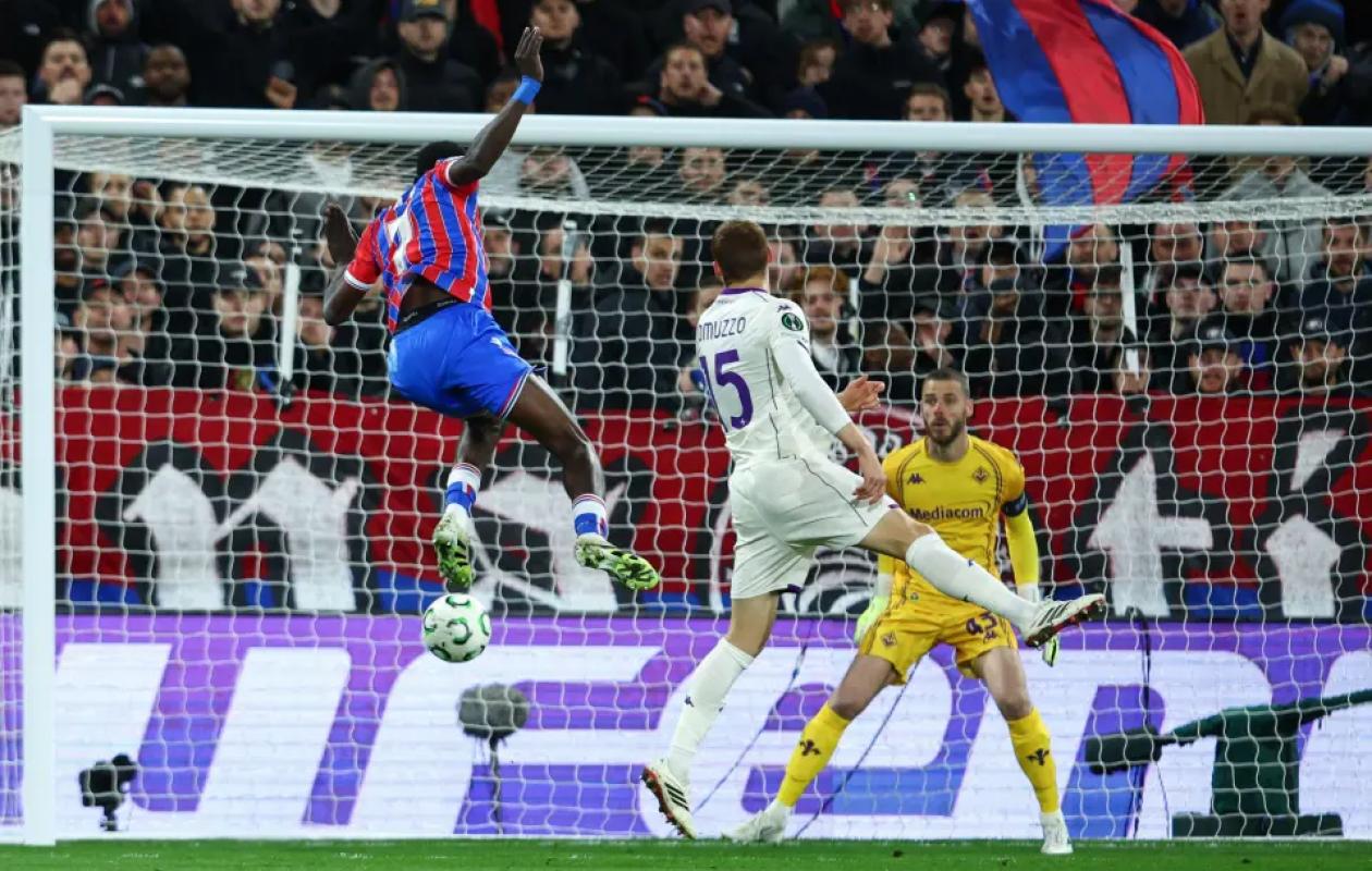 Quarts de finale Ligue Conférence : Ismaila Sarr buteur, Crystal Palace prend une grosse option