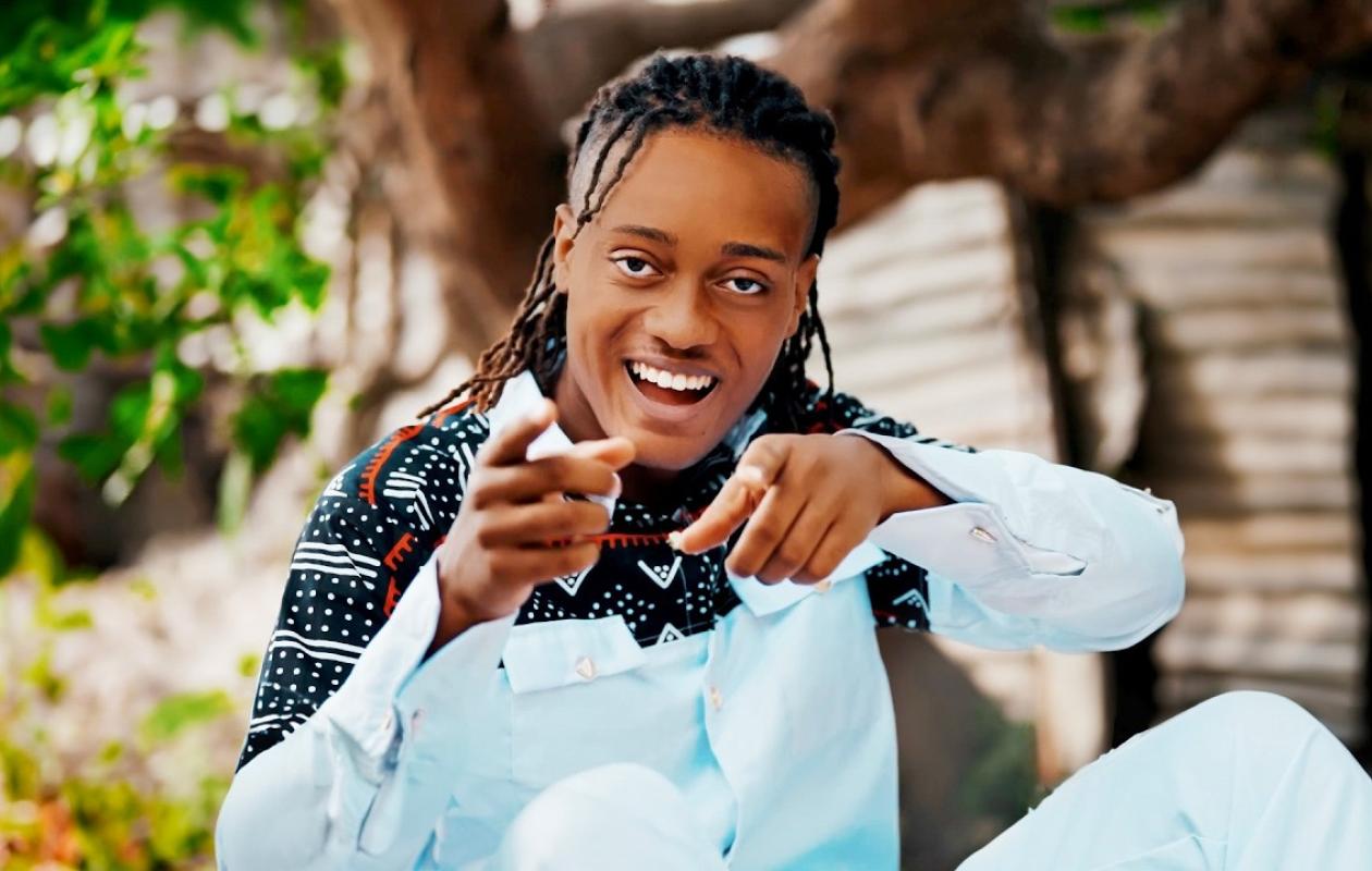 Sidiki Jobarteh lance son premier single, la relève de Sona Jobarteh est assurée !