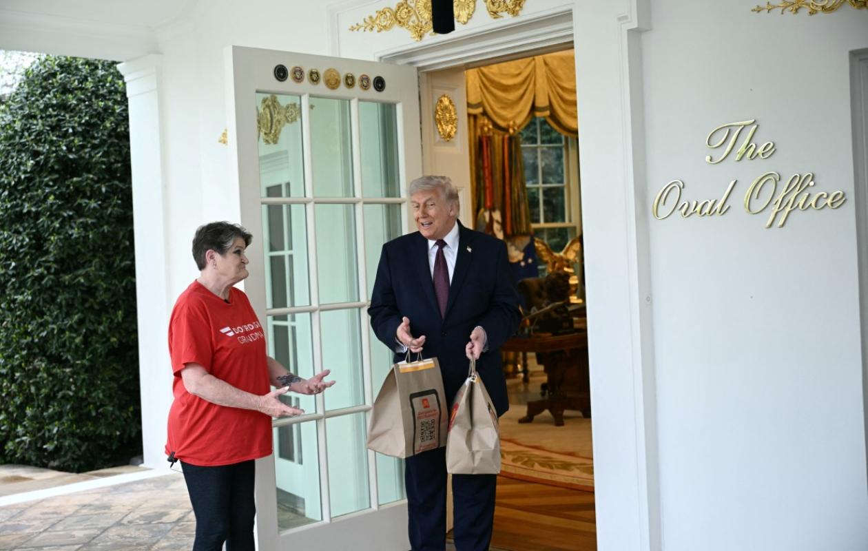 McDonald's, l'Iran et le pape: la conférence de presse surréaliste de Trump