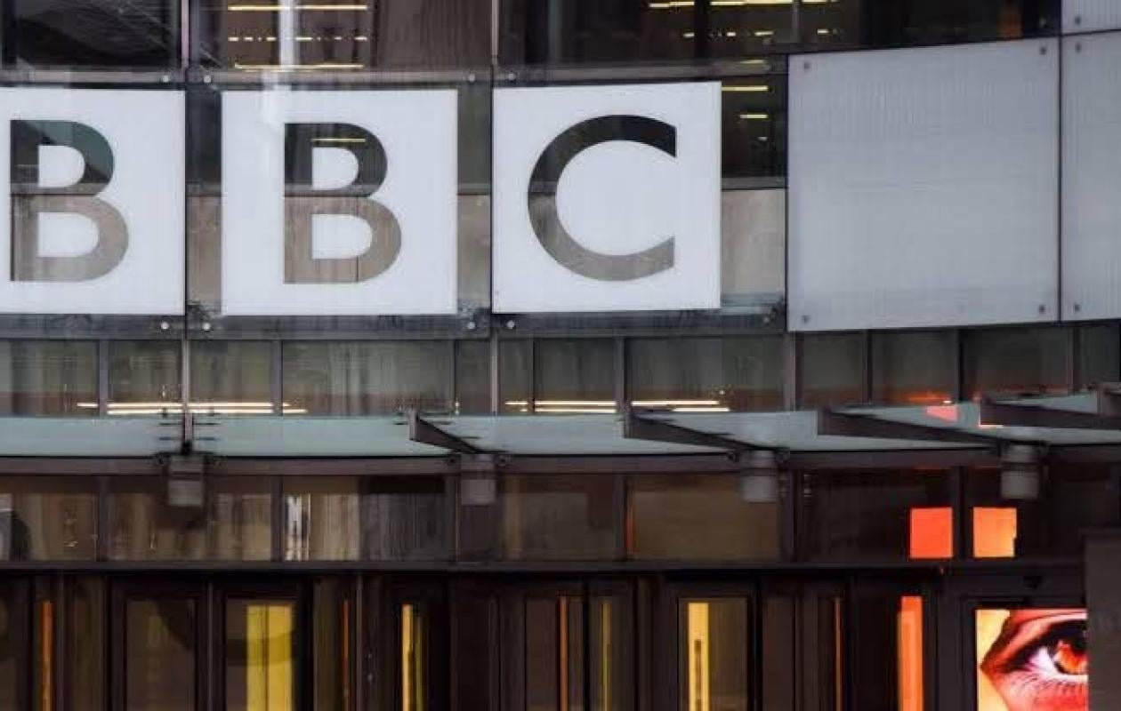 Médias : BBC annonce jusqu’à 2 000 suppressions de postes
