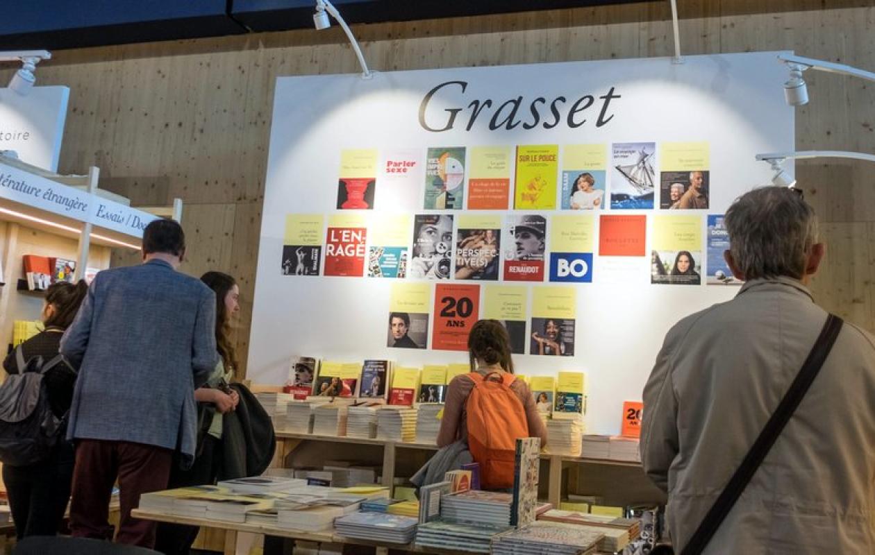 France : 115 auteurs quittent les Éditions Grasset après le départ de leur PDG