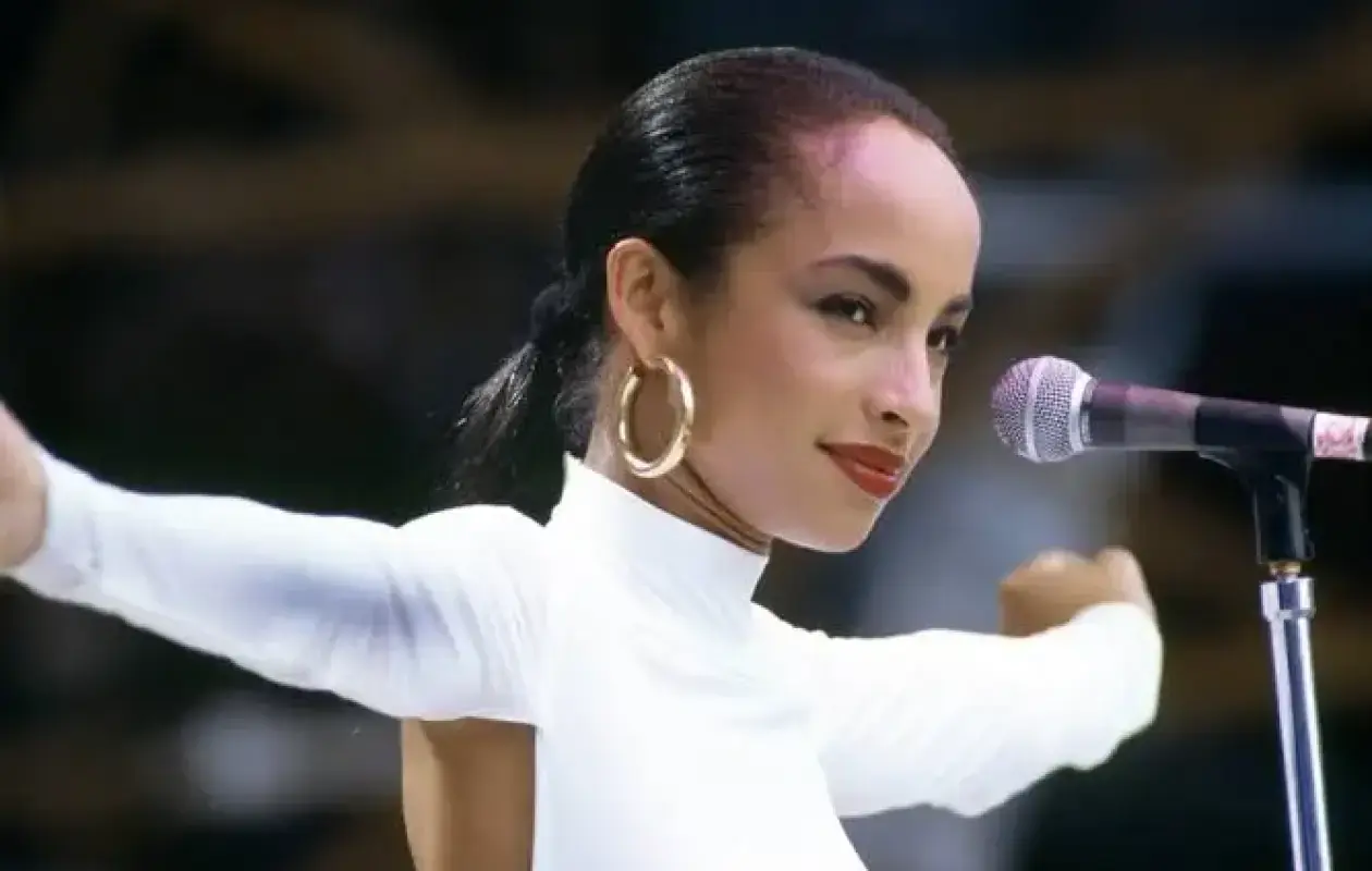 Première Africaine au Rock and Roll Hall of Fame : La Nigériane Sade entre dans la légende