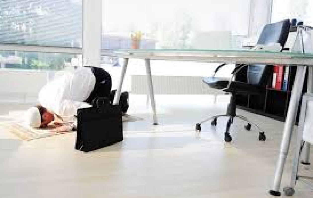 Le débat sur le travail du vendredi après-midi mérite d’être posé, avec lucidité et sans hypocrisie (Par Cheikh Tidiane BÂ)