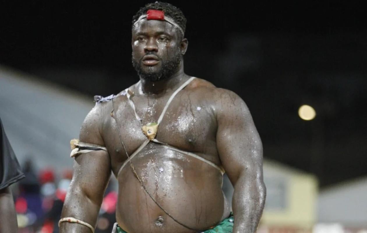 Lutte: Voici le palmarès de Eumeu Sène