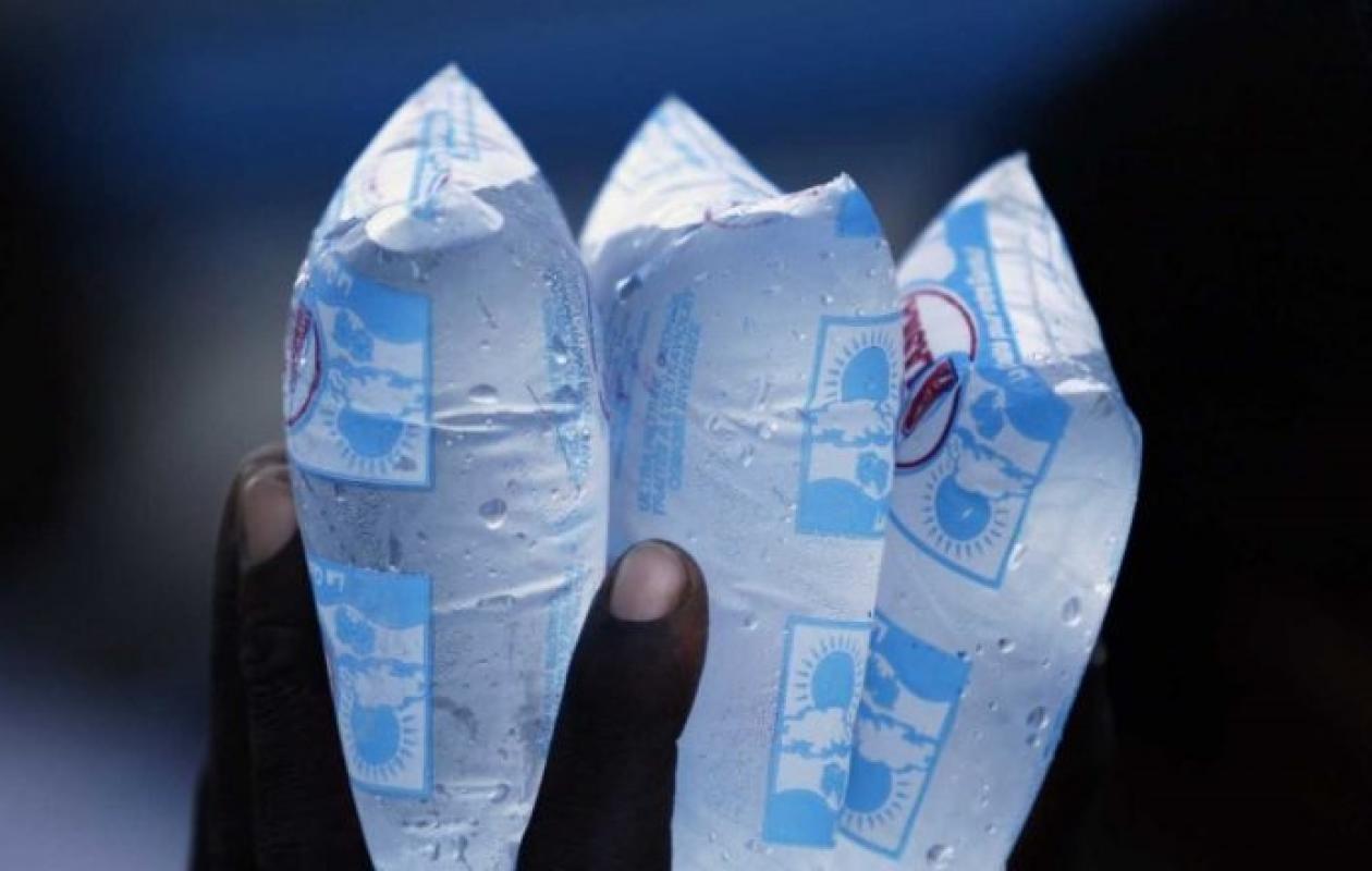 Thiès : Le scandale des sachets d'eau éclate, 5 patrons de fabriques clandestines arrêtés !