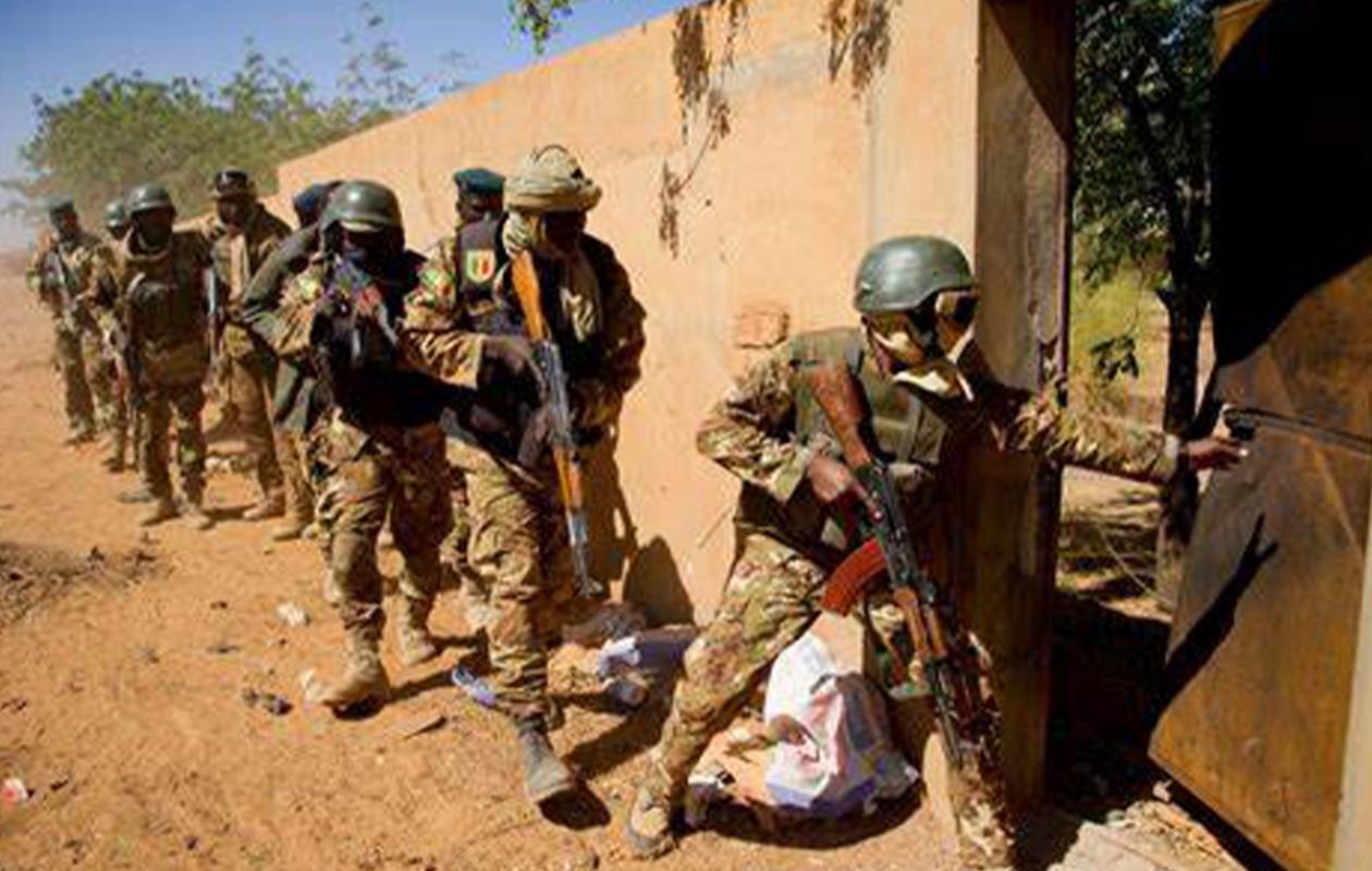 Mali : « Plusieurs terroristes neutralisés et des équipements détruits », (FAMa)