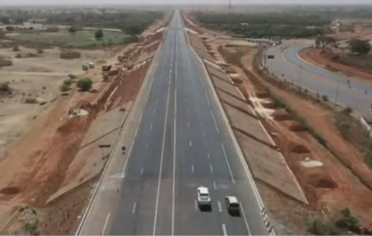 Autoroute à péage : Le tronçon Mbour – Thiadiaye ouvert à la circulation dès le 29 avril prochain