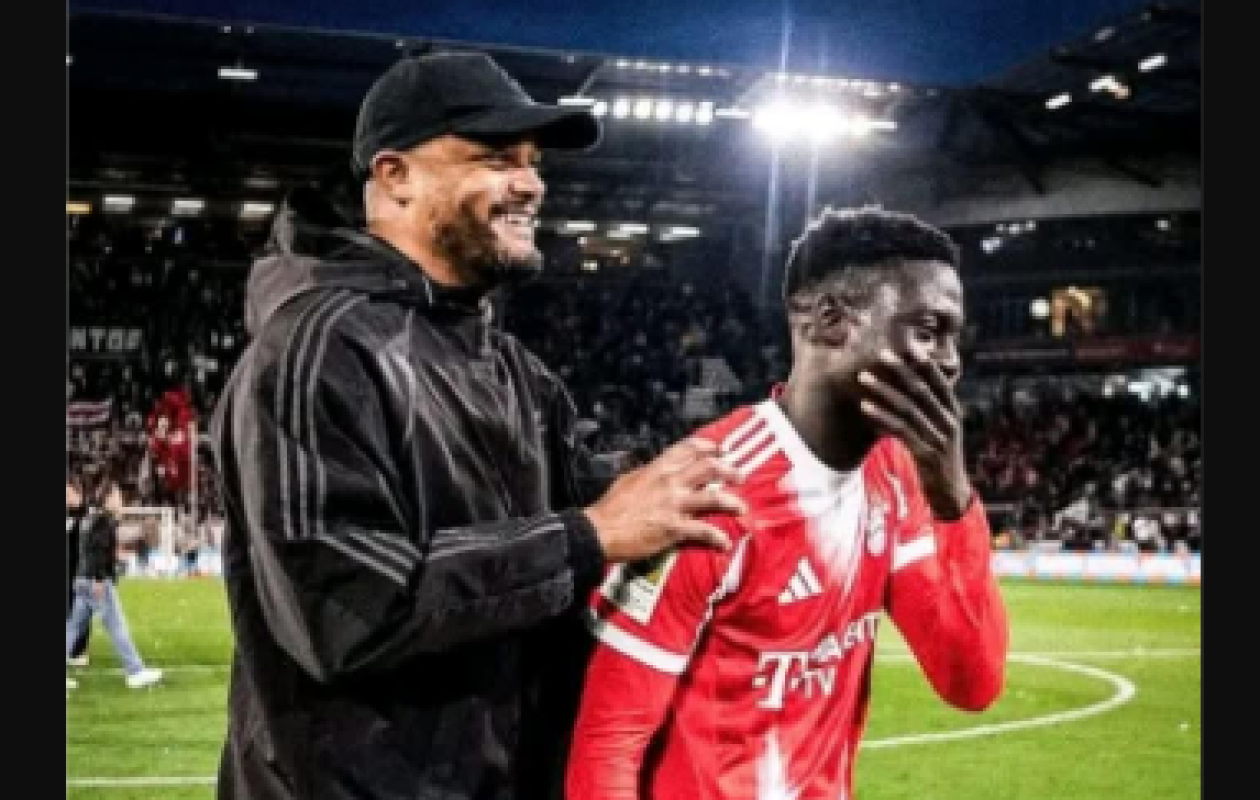 Bayern Munich : Vincent Kompany analyse la première titularisation de Bara Sapoko Ndiaye