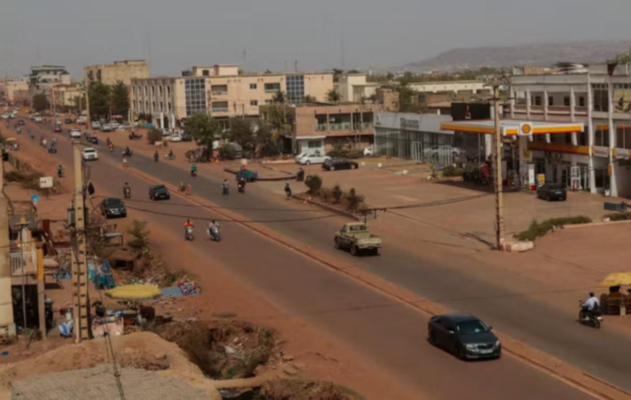 Mali: reprise des combats à Kati, fief de la junte près de la capitale Bamako