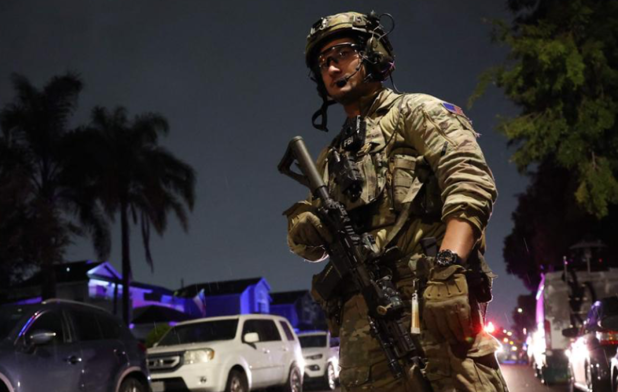 « Loup solitaire », enseignant, développeur de jeux vidéo… Qui est Cole Allen, le suspect arrêté pour avoir tiré lors du dîner des correspondants ?