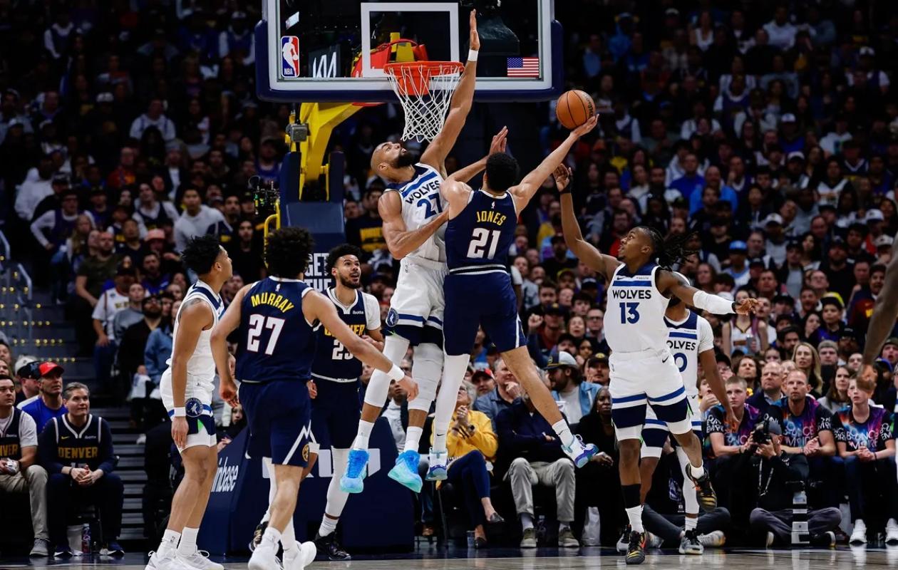 Play-offs NBA: les Wolves sortent les Nuggets pour défier les Spurs, les Knicks qualifiés