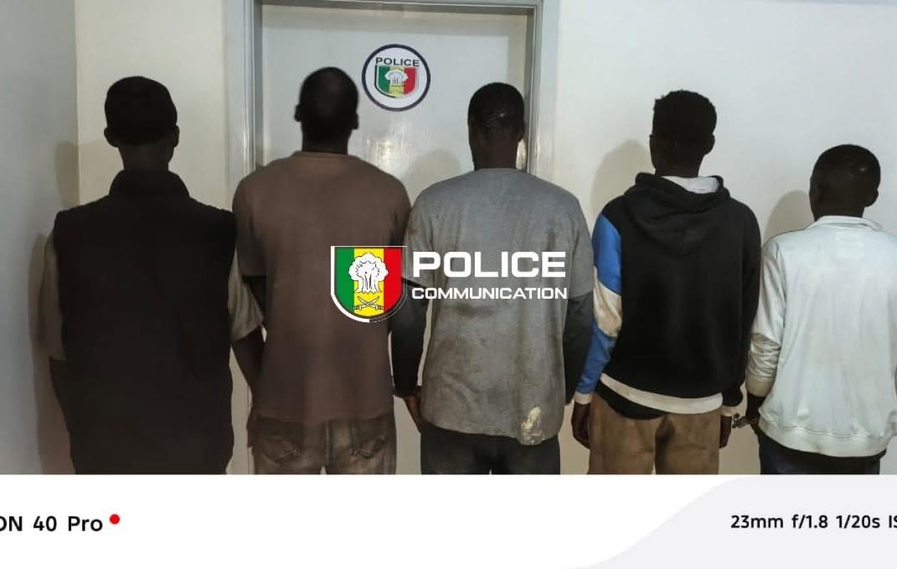 La police démantèle un réseau de trafic d'huile alimentaire dangereux à Thiaroye