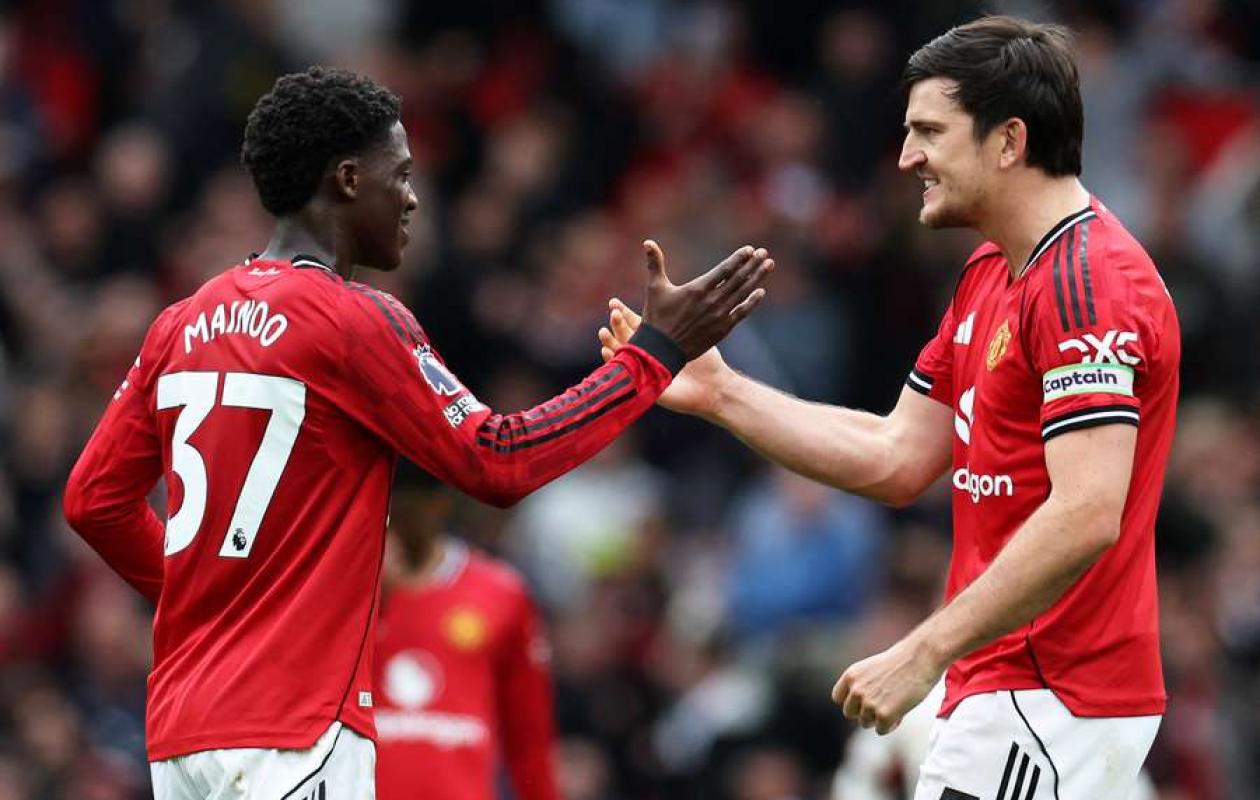Foot: Manchester United bat Liverpool et retrouve la Ligue des champions