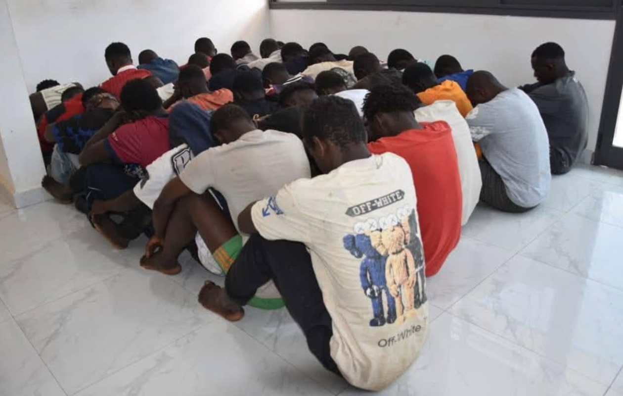 Tentative d’émigration clandestine déjouée à Abéné : seize candidats interpellés par la gendarmerie