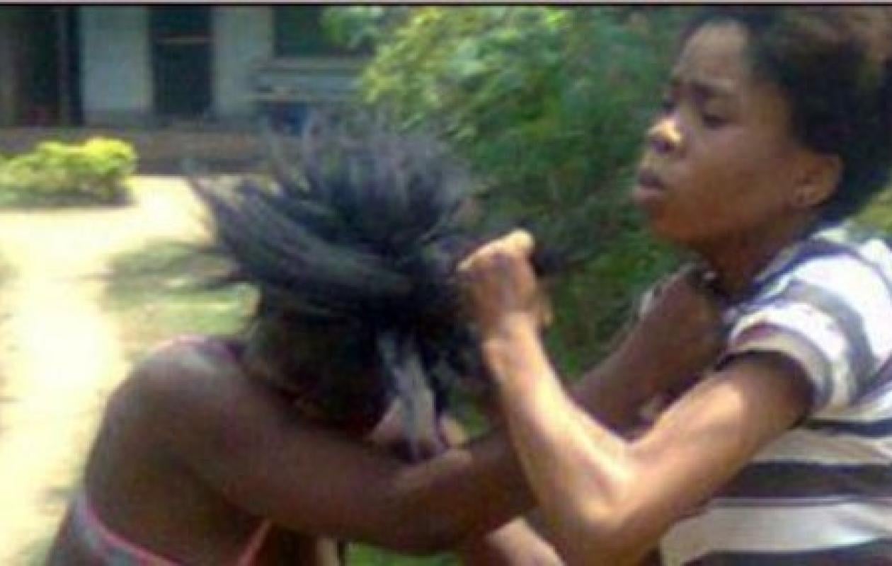 Entre injures, pilon et machette : deux belles-sœurs jugées pour violences après une altercation