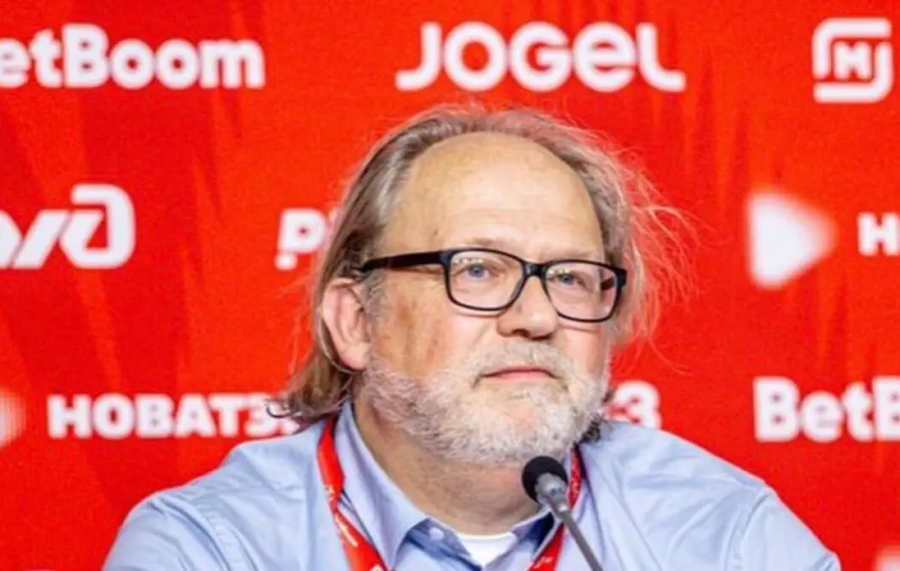 Football : le Mali met fin à sa collaboration avec Tom Saintfiet