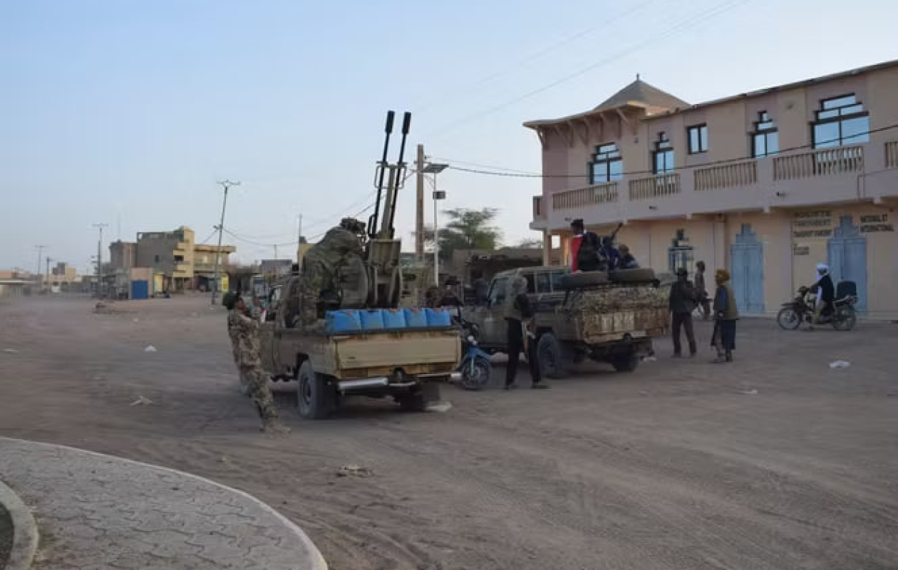 Mali : la polémique enfle autour du traitement médiatique français du FLA
