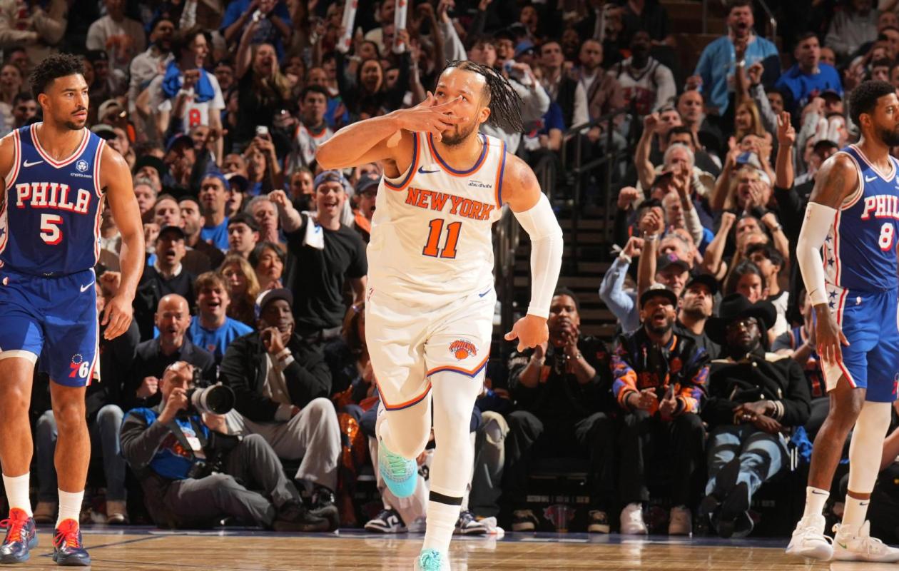 NBA Playoffs: Les Knicks écrasent les 76ers et lancent les demi-finales avec autorité