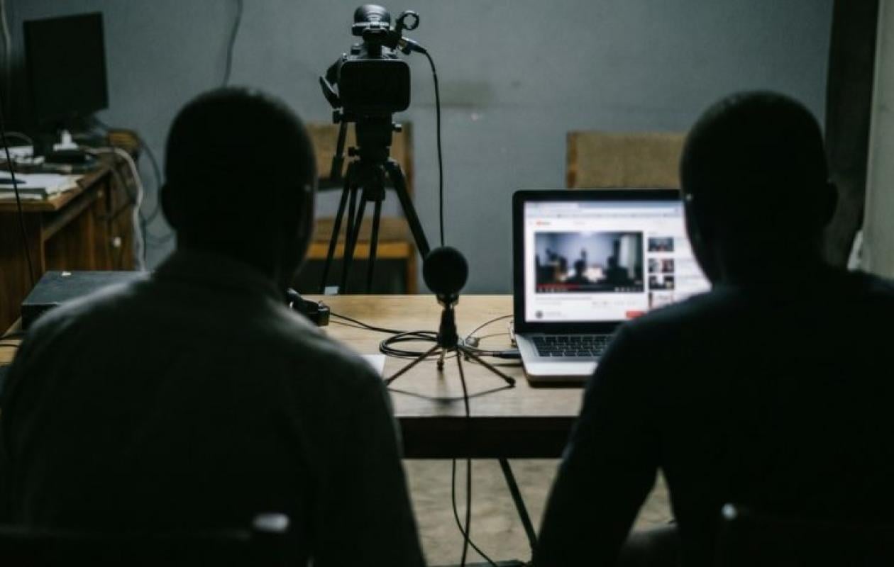 Rwanda : deux YouTubeurs critiques arrêtés