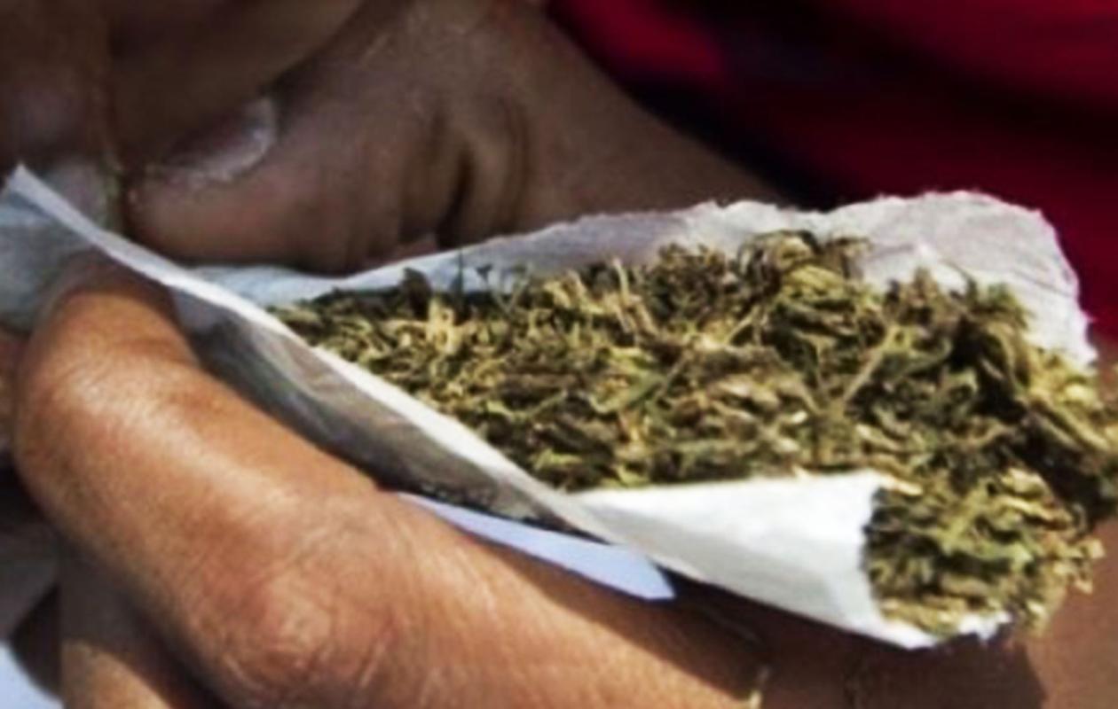 Trafic de chanvre indien : « Quelqu’un a jeté le sachet devant moi », se défend M. Kâ