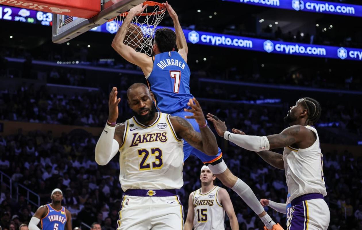 Play-offs NBA: les Cavaliers se reprennent, les Lakers au bord du gouffre