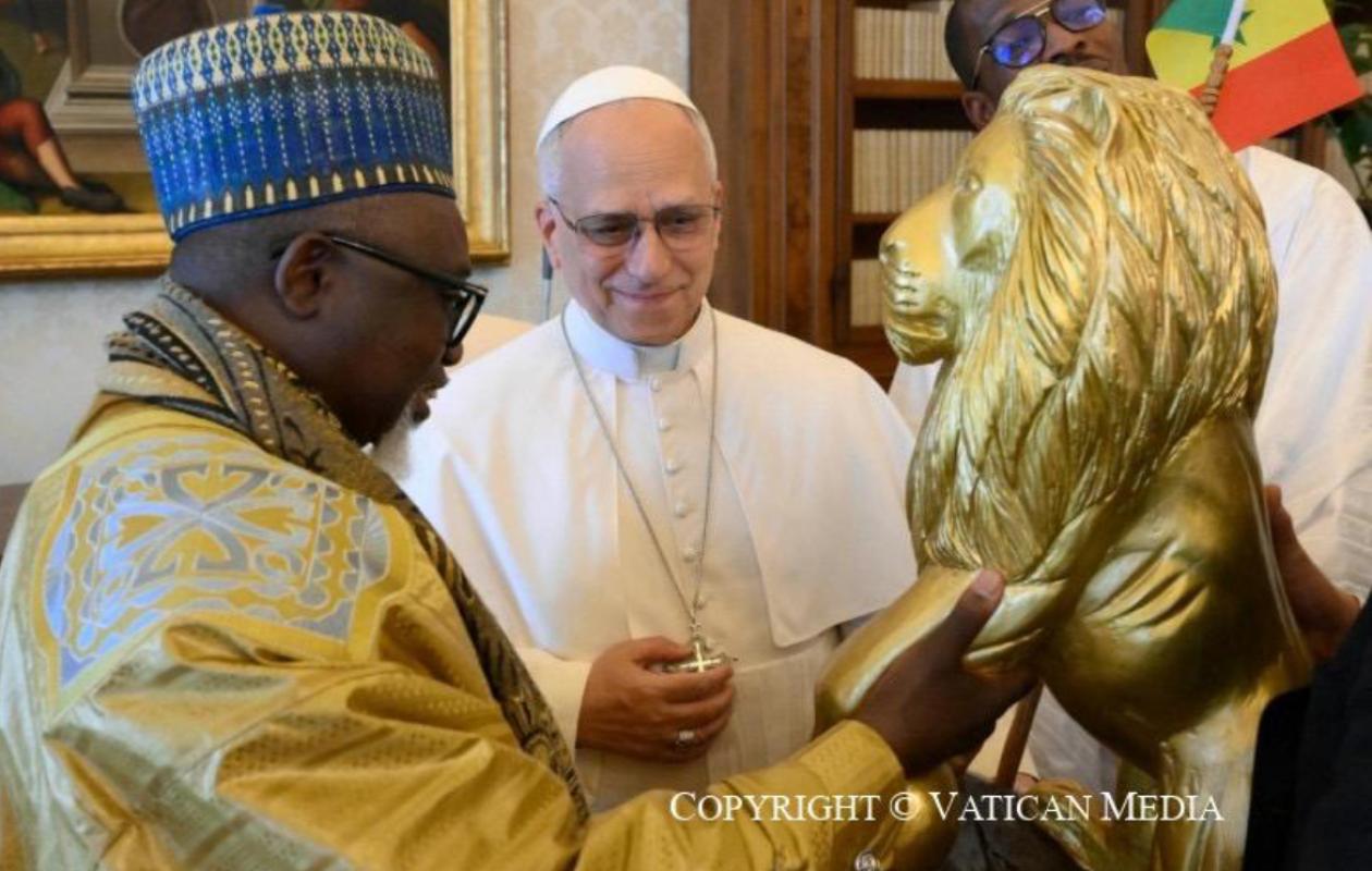 Dialogue des cœurs au Vatican : Le pape Léon XIV célèbre le « miracle sénégalais » avec le khalife de Bambilor