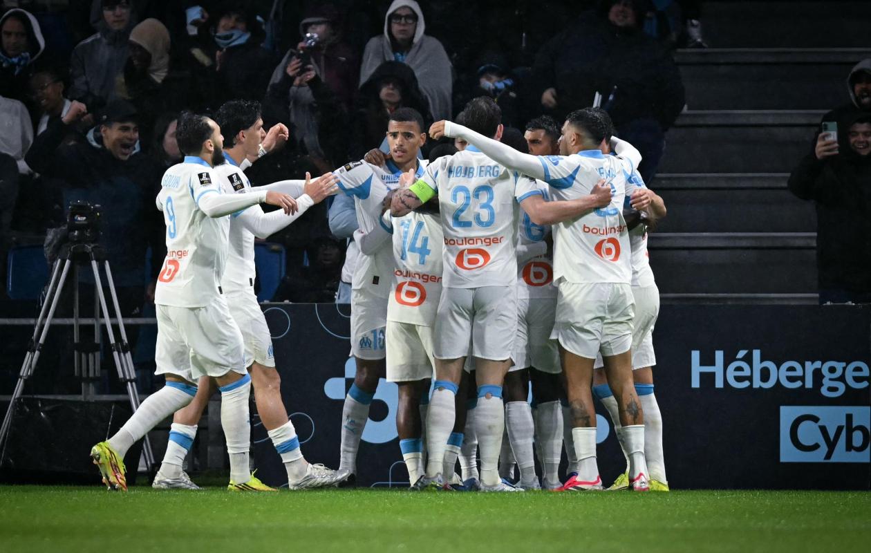 Ligue 1: Paris quasiment sacré, suspense pour l'Europe