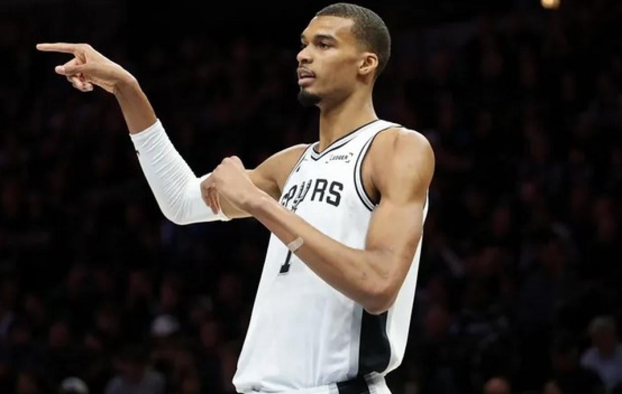 NBA: la sentence est tombée pour Victor Wembanyama après son coup de coude contre Minnesota