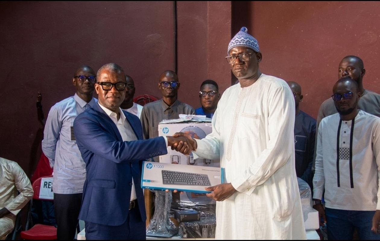 Éducation : À Richard-Toll, Me Babacar Ndiaye (Dg de la SNR) mise sur le numérique pour transformer le CEM Makha Sarr