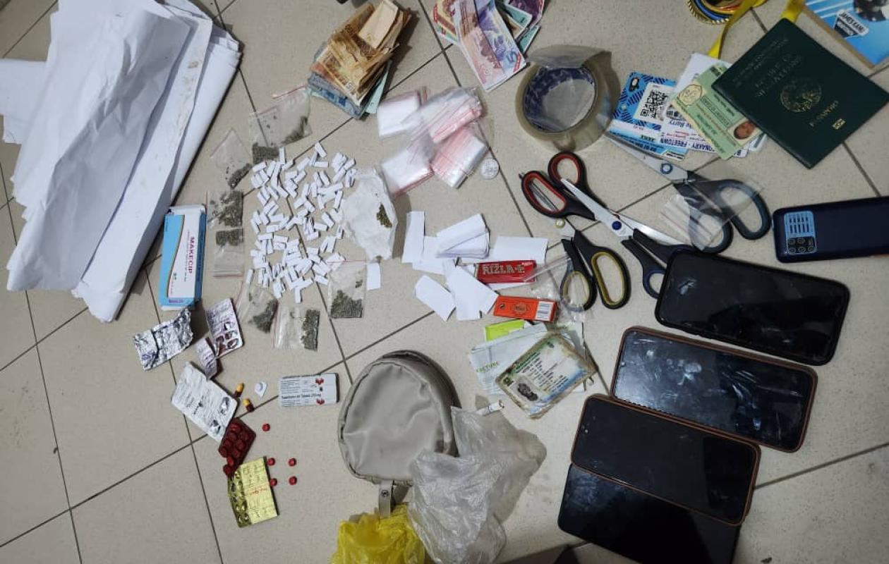 Diamniadio : Sept trafiquants de kush et de tramadol arrêtés, dont la dame à la tête du réseau et quatre Sierra-Léonais