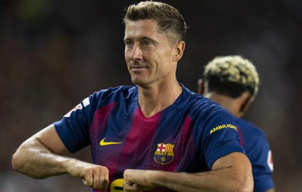 Foot : Robert Lewandowski annonce qu'il quittera le FC Barcelone à la fin de la saison