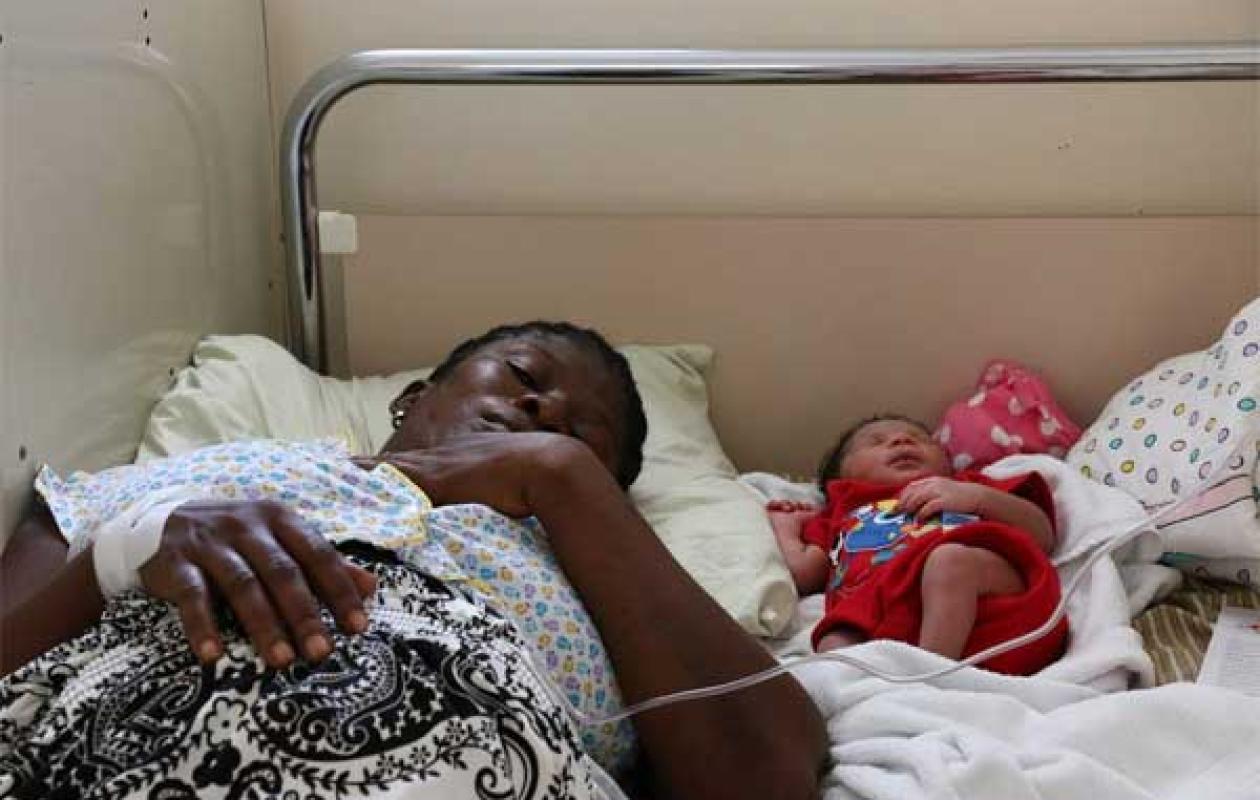Mortalité maternelle en Afrique : Des médecins du Sénégal, du Burkina et de la RDC formés pour influencer les politiques publiques