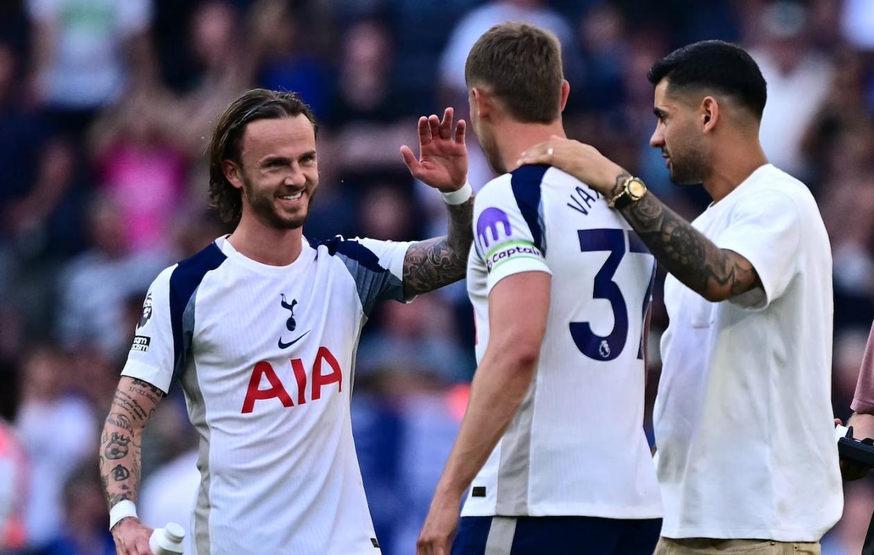 Foot: Tottenham maintenu en Premier League, West Ham relégué en deuxième division