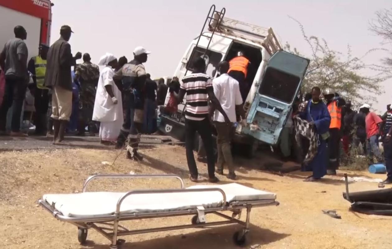 Kaolack : Le renversement d'un minibus fait 18 blessés à Sing-Sing