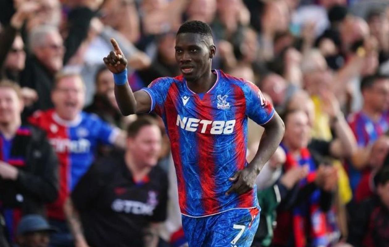 Finale Europa Conférence League : Crystal Palace et Ismaïla Sarr sacrés