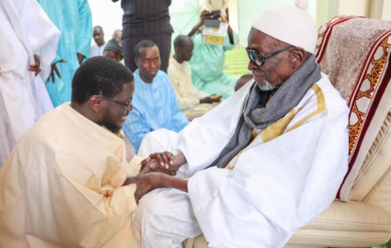 Décès de Serigne Cheikh Saliou Mbacké : le chef de l’État rend hommage à un homme de foi