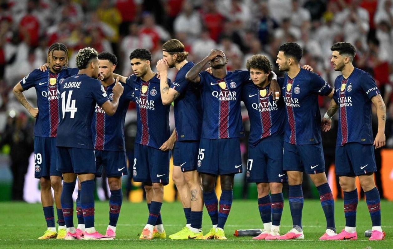 Foot: le PSG s'offre une deuxième Ligue des champions d'affilée en battant Arsenal en finale