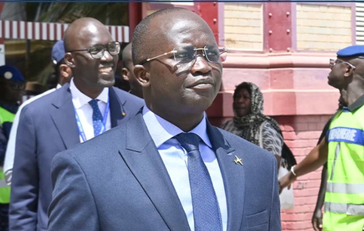 Gouvernement : Yankhoba Diémé nommé ministre des Forces armées