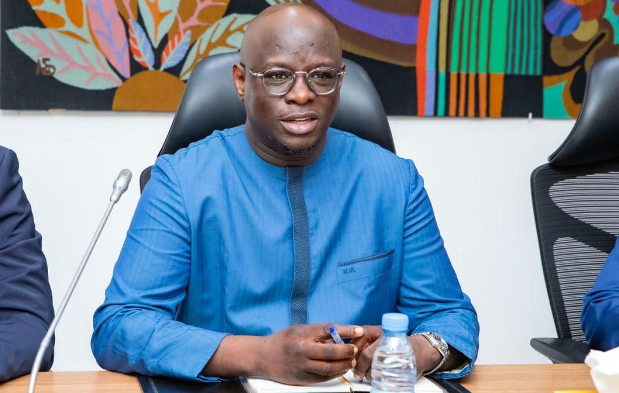 Cheikh Diba renforcé à la tête d'un super-ministère de l'Économie, des Finances et du Plan
