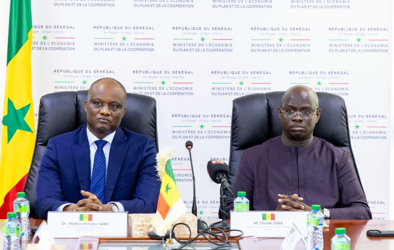 Passation au Ministère de l'Economie : Le testament doctrinal d'Abdourahmane Sarr à Cheikh Diba