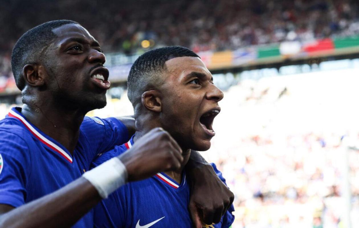 Équipe de France : Dembélé a recadré Mbappé sur les efforts défensifs