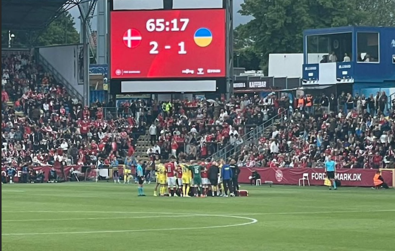 Amical Ukraine Danemark : Eriksen s’écroule de nouveau en plein match
