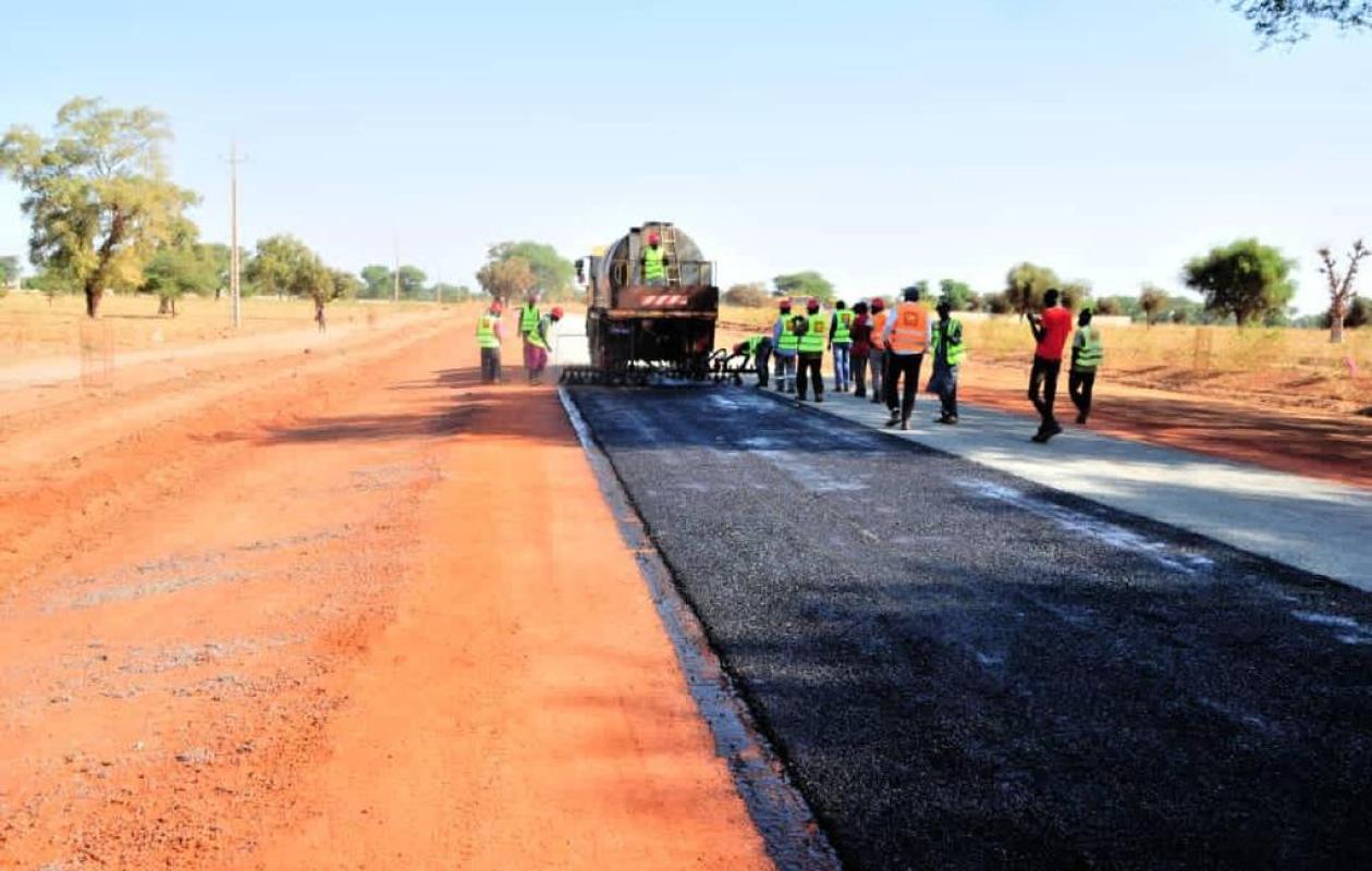 Le chantier de la route Mékhé - Pékesse toujours actif : Le ministère des Infrastructures réaffirme ses engagements