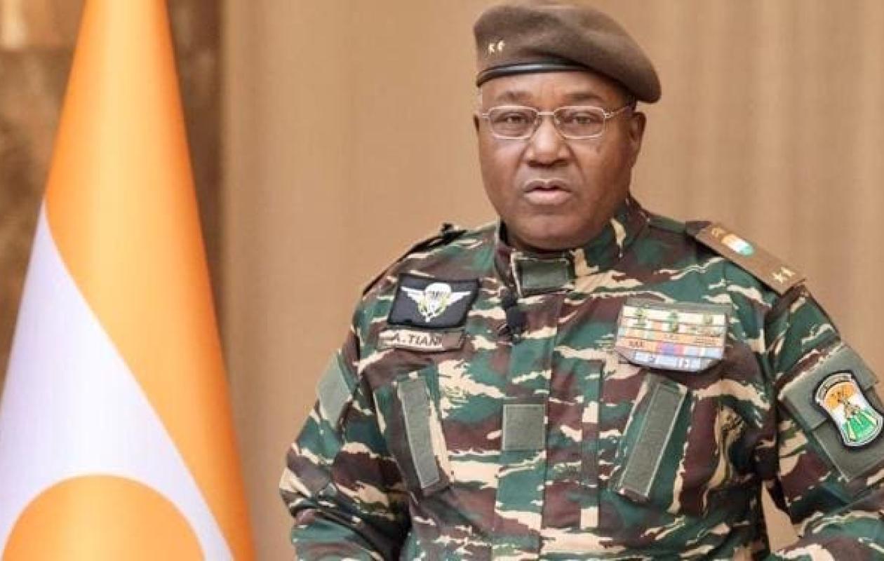 Niger : Tiani supprime plusieurs services rattachés à la Présidence et à la Primature