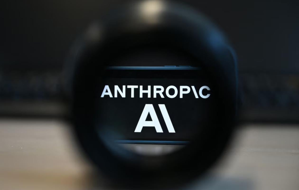 Washington invoque la sécurité nationale et force Anthropic à suspendre son IA la plus puissante