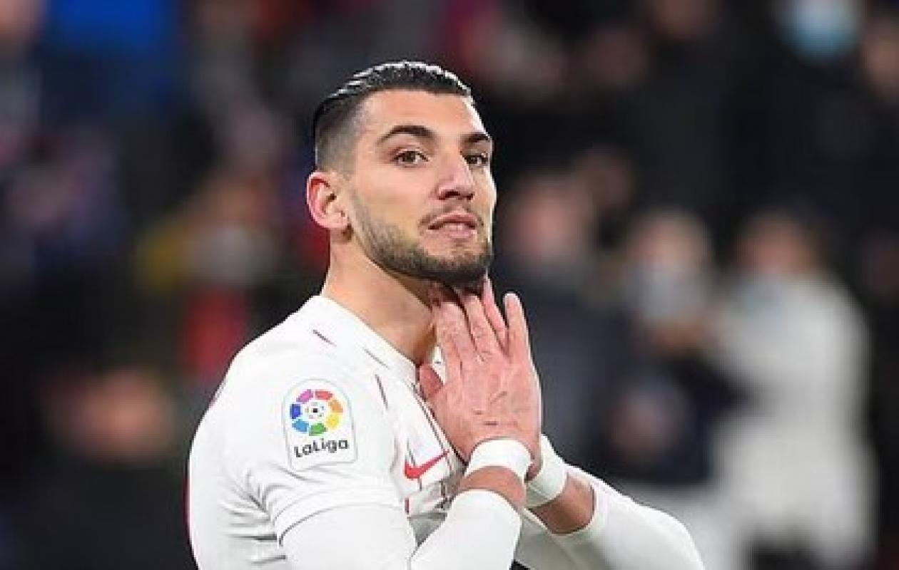 Espagne: le footballeur Rafa Mir condamné à 8 ans et demi de prison pour viol