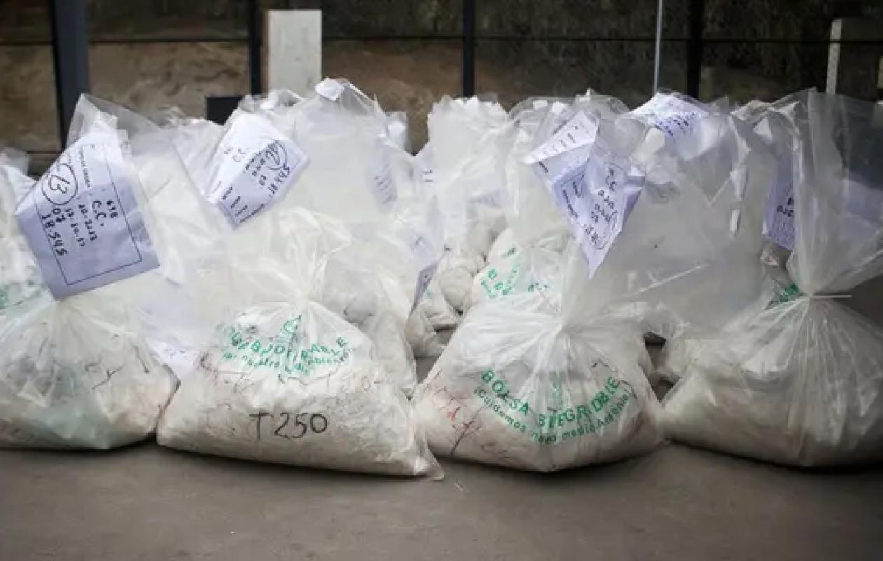 Deux tonnes de cocaïne saisies : la chambre criminelle s’en lave les mains pour les…