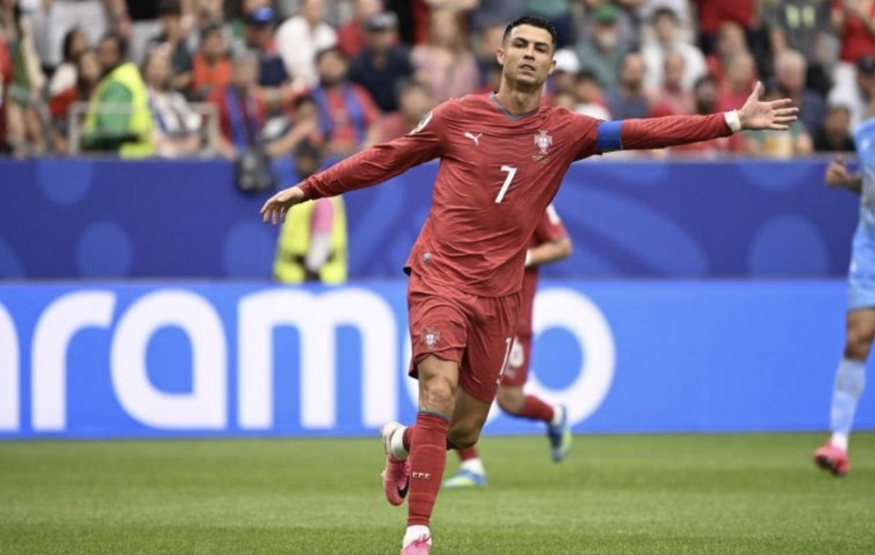 La plus longue série de sa carrière internationale : Cristiano Ronaldo enchaîne un 10e match sans marquer à la Coupe du monde et à l'Euro