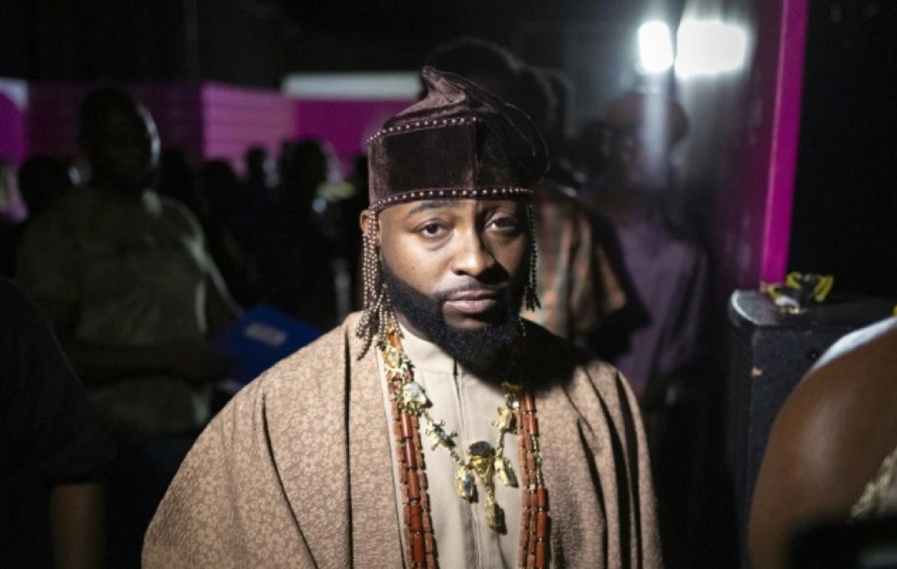 Nigeria: la star de l'afrobeats Davido au cœur d'une polémique en ligne après l'enlèvement d'élèves