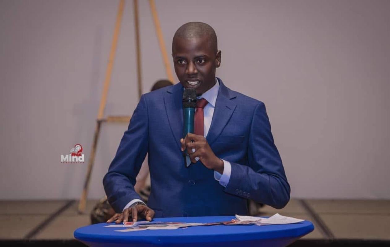 JPS FATICK : Coumba Ndoffène Diouf dénonce son éviction des groupes WhatsApp  du parti